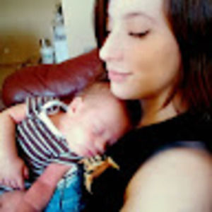 Meet your Posher, Danae